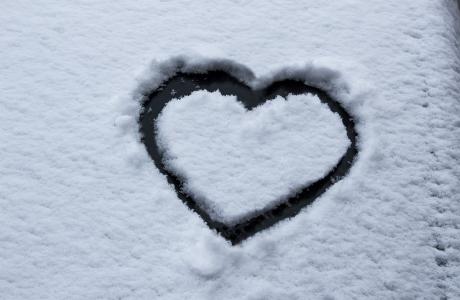 heart drawn in snow